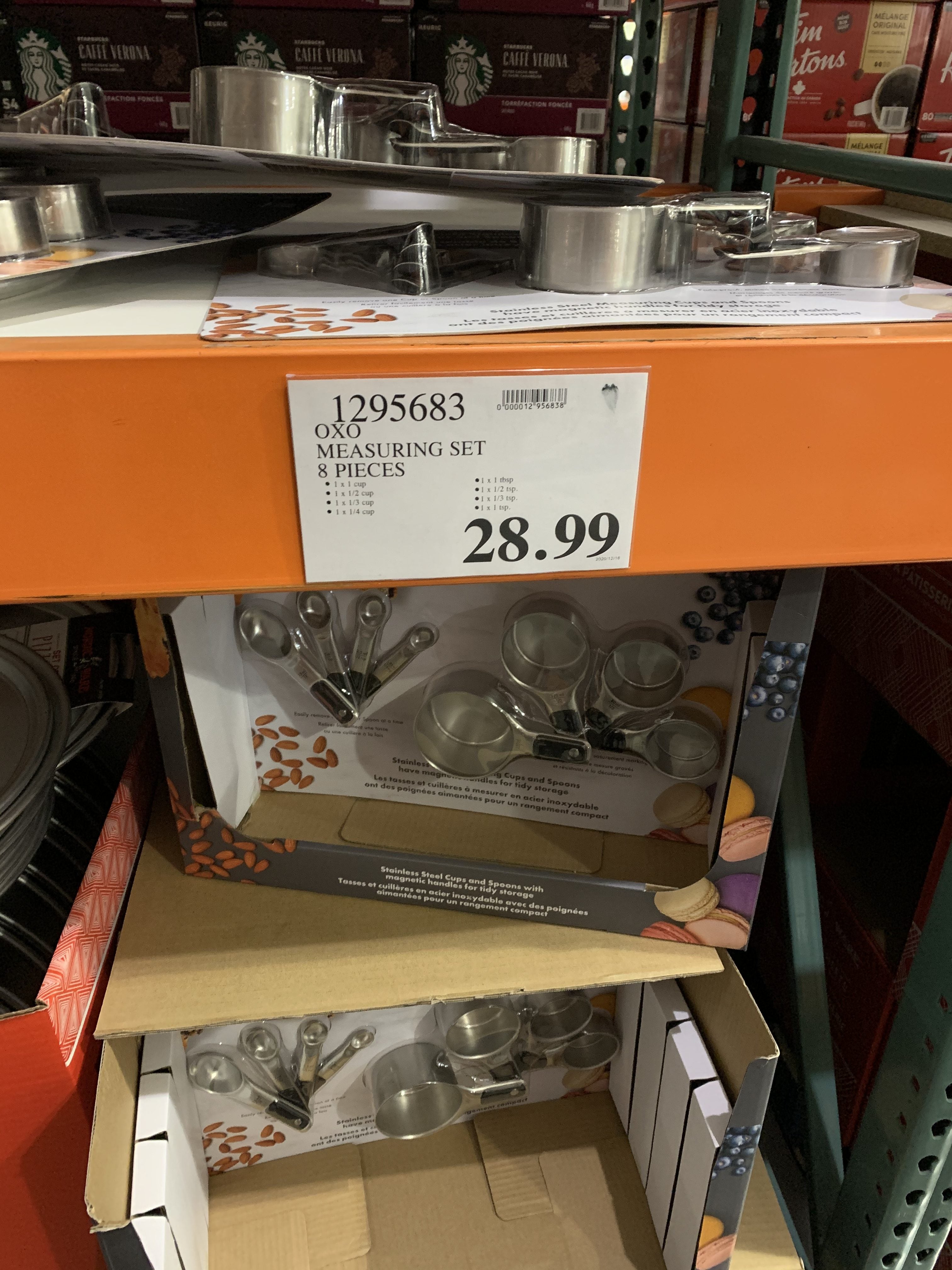 Costco' 15-Piece Measuring Cup and Magnetic Spoon Set Is Just $18