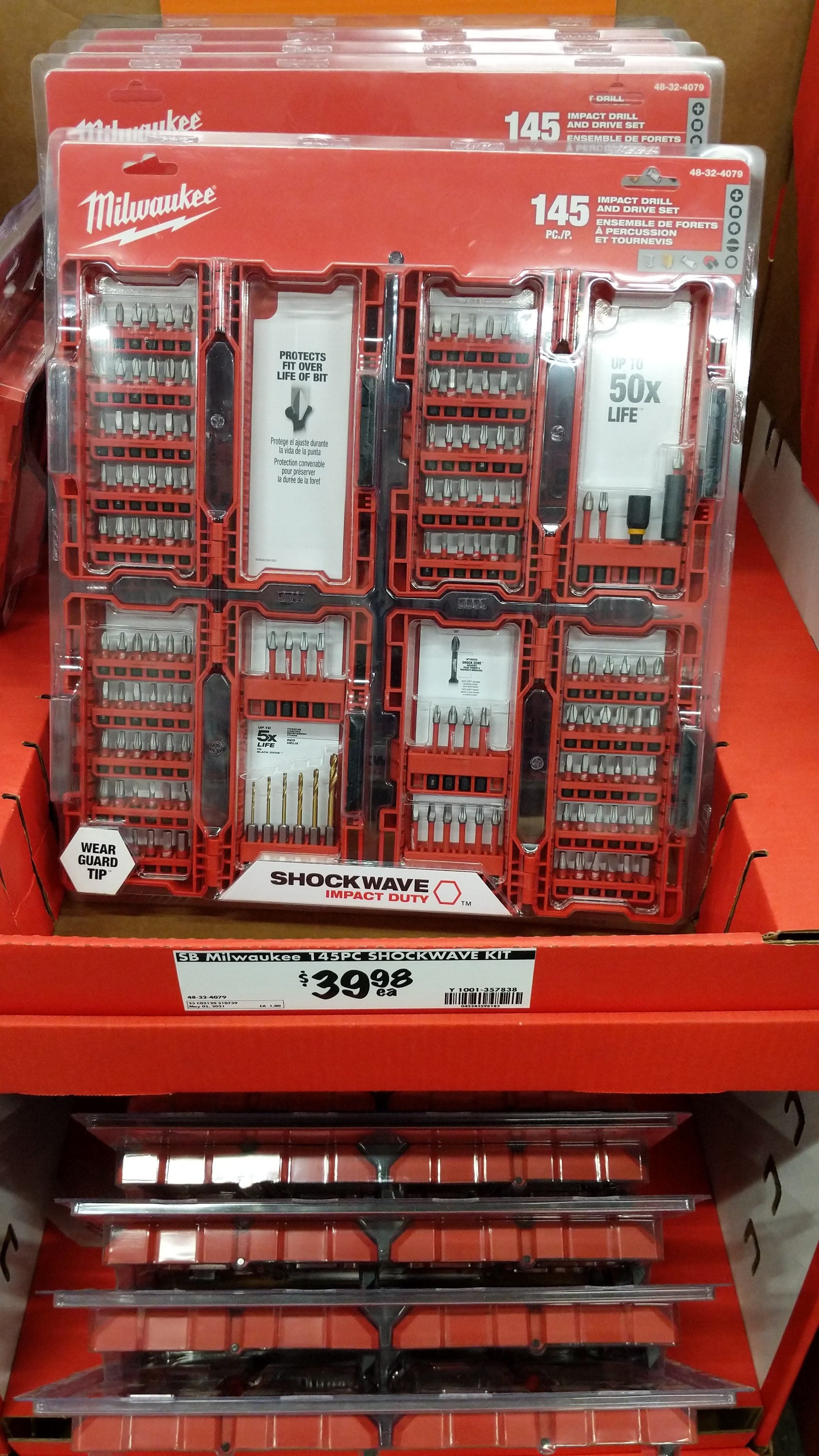 Milwaukee Tool SHOCKWAVE Impact Duty Steel Drill and Driver Bit Set 145-Piece 