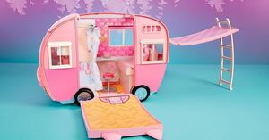 [$65.00 (new all-time low price!)] Na! Na! Na! Surprise Kitty-Cat Camper