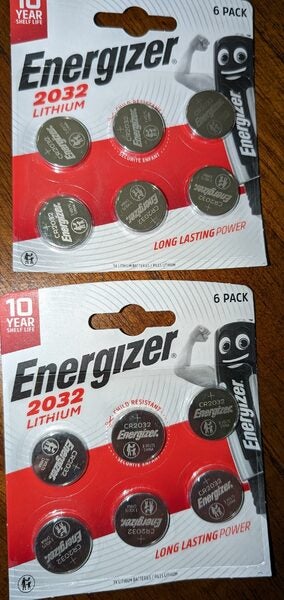 Long-Lasting Watch Battery 2033G main image 1